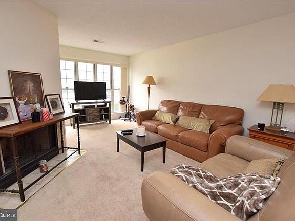 3rd image of 12115 Greenway Ct APT 201