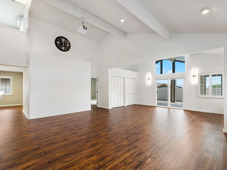 94-1007 Akaku St — Photo 2