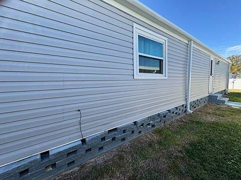 4th image of 634 Sunset Cir