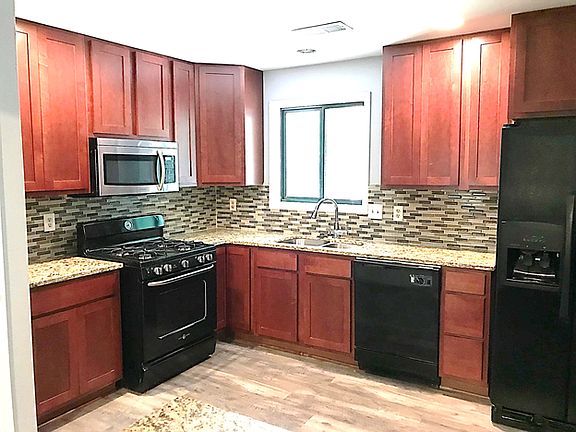 4th image of 4156 Jody Ct NE