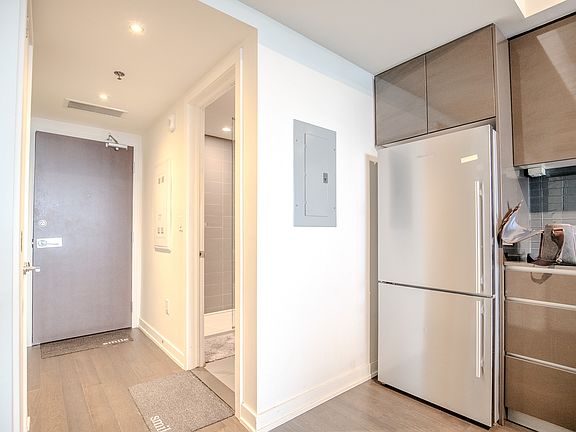 4th image of 199 Slater St #0