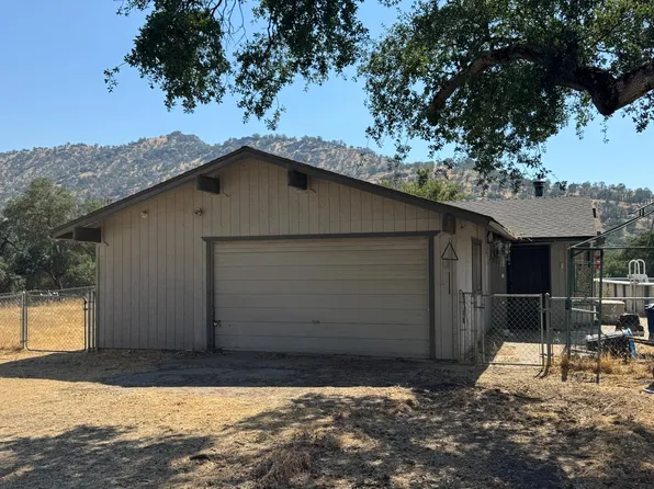 37307 Mistletoe Rd, Squaw Valley, CA 93675