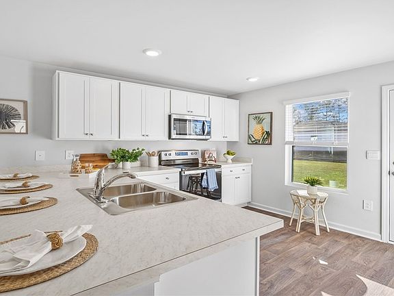 7th image of this home