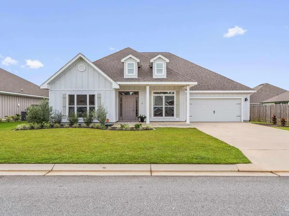 6320 Jenks Dr, Gulf Breeze, FL 32563