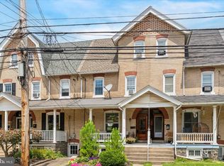 621 Juniper St, Quakertown, PA 18951