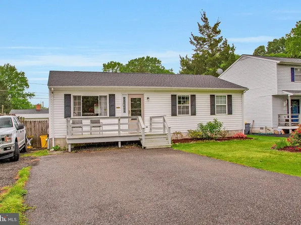 1703 Snug Harbor Rd, Shady Side, MD 20764