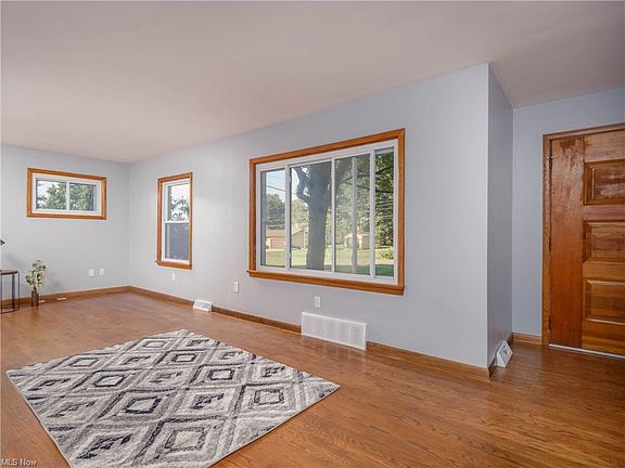 5th image of 5787 Harter Home Dr