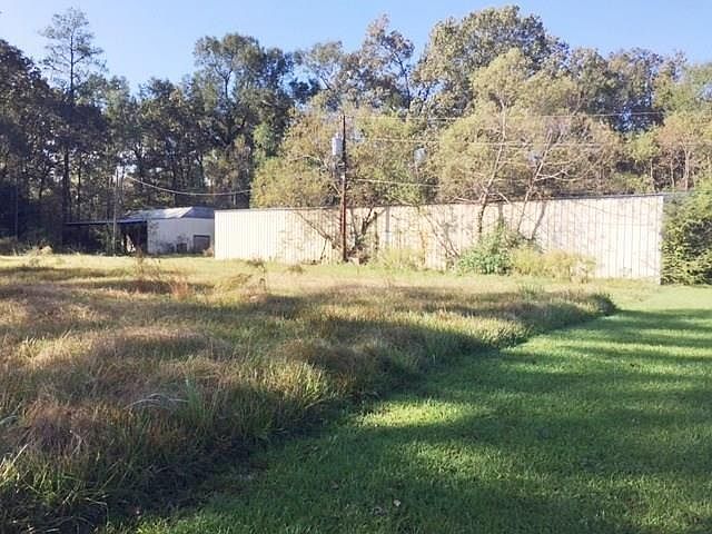 2nd image of 12418 Highway 190