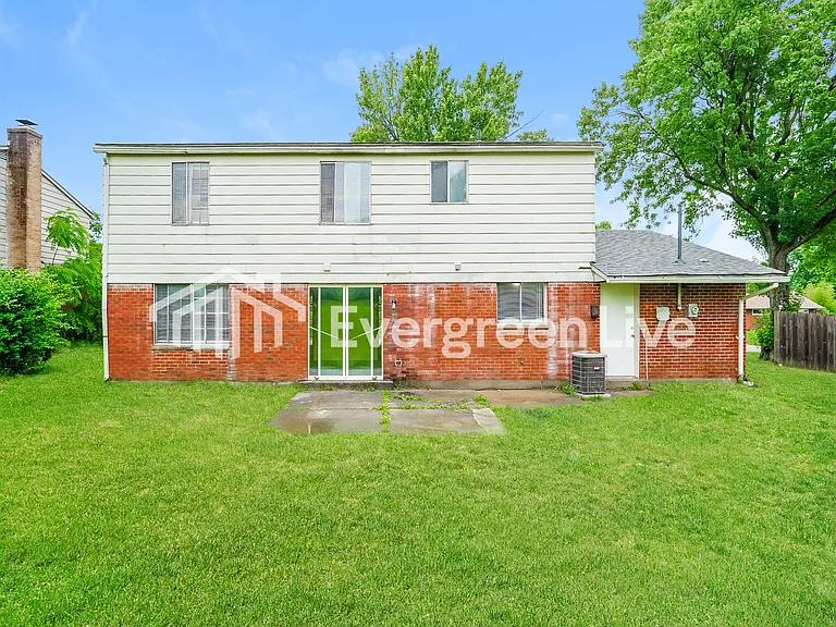 1449 Marty Dr — Photo 15