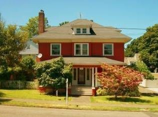 909 SW Washington St, Portland, OR 97205