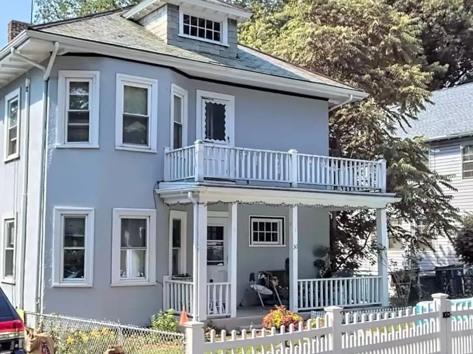 30 Brown Ave #2