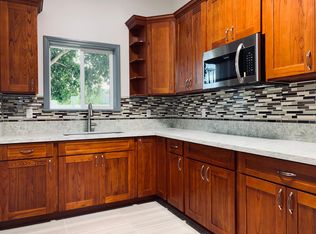 1975 Dole St #B, Honolulu, HI 96822
