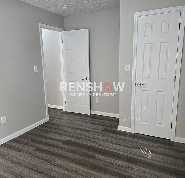 203 McKnight St — Photo 13