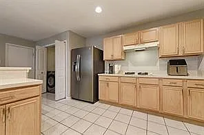 8801 Clearlake Dr — Photo 56