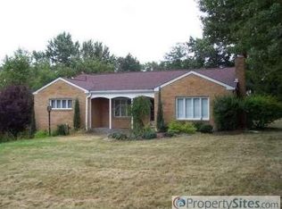 2805 Brodhead Rd, Aliquippa, PA 15001