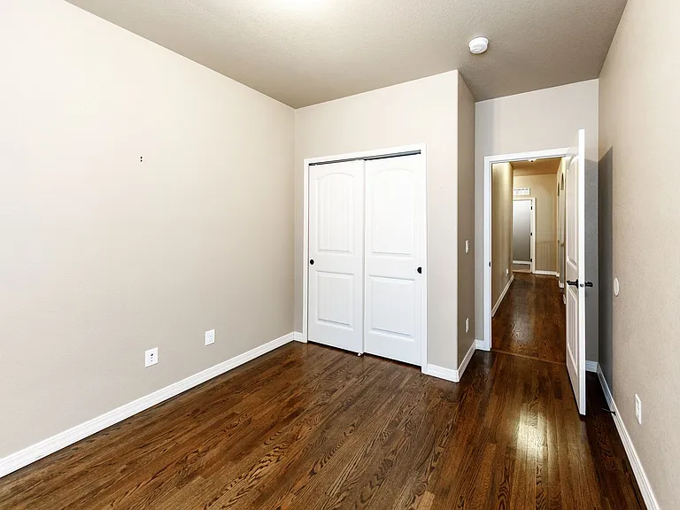 8475 Glen Carriage Grv — Photo 22