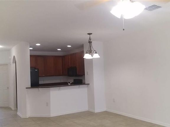 4th image of 20442 Needletree Dr