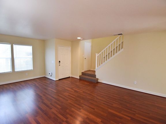 2nd image of 1558 W Holguin St