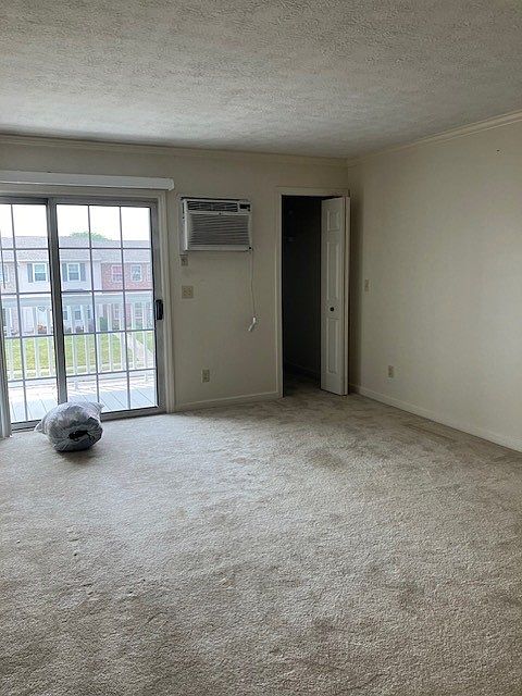 1st image of 1054 Crestfield St #B10