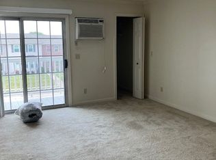 1054 Crestfield St #B10, Mansfield, OH 44906