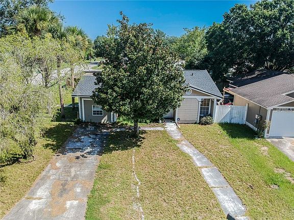 2nd image of 7602 Willow Park Dr