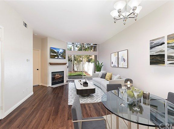 2nd image of 1284 S Country Glen Way