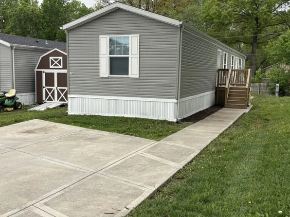 17311 E Us Highway 40 Site #B56, Independence, MO 64055