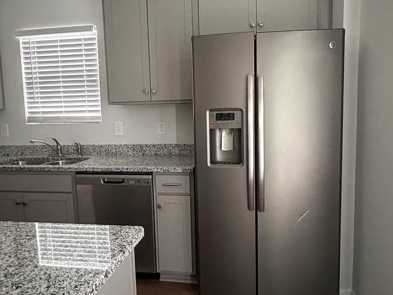 1317 Boswell Ct — Photo 4