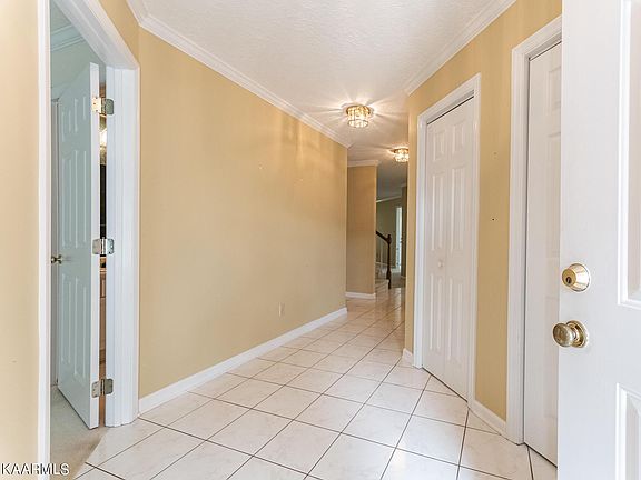 3rd image of 5001 Forrelle Way