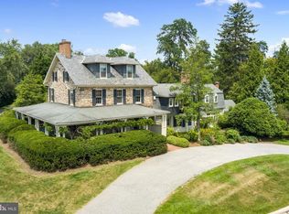 2 Garrison Farms Ct, Pikesville, MD 21208