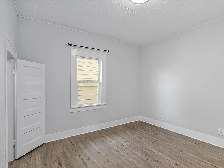 3033 Sumner Ave — Photo 14