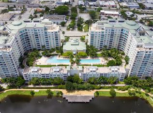 450 Federal Hwy #PENTHOUSE 2, Boynton Beach, FL 33435