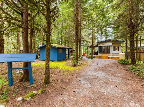 94 4 Christmas Tree Drive, Deming, WA 98244