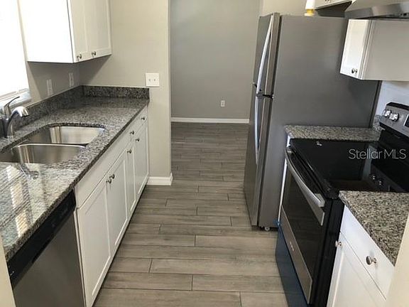 5th image of 3205 Delray Dr