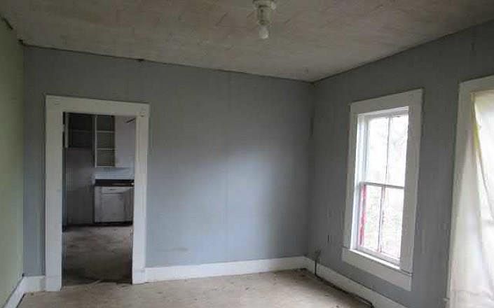 1st image of 606 E Center St