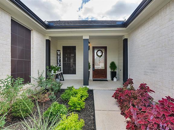2nd image of 18630 Summercliff Ln
