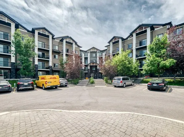 175 NE Panatella Hl NW #2212, Calgary, AB T3K 0V9