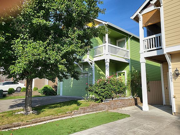 3rd image of 5509 NE 74th Ct #15113-8