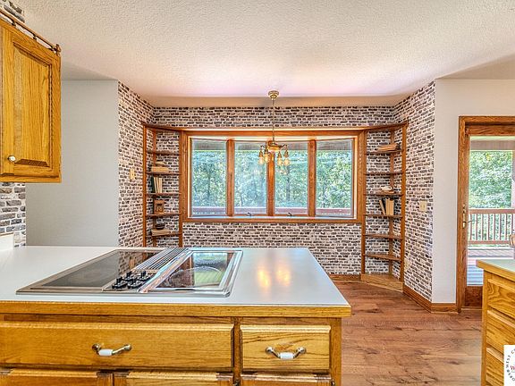 5th image of 21701 Lavender Rd