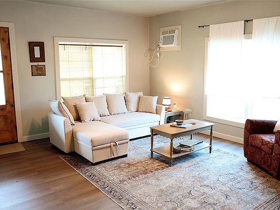 3rd image of 5834 Battiest Pickens Rd