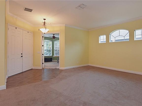 3rd image of 1643 Chandelle Ln