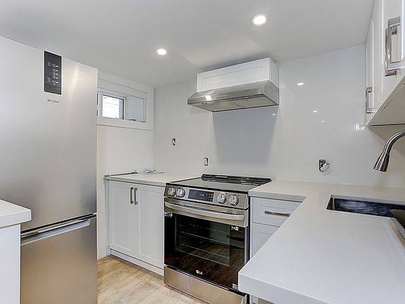 5th image of 61 Clouston Ave