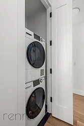 Rented by Rennit Inc.