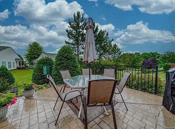 2nd image of 7008 Great Smoky Pl