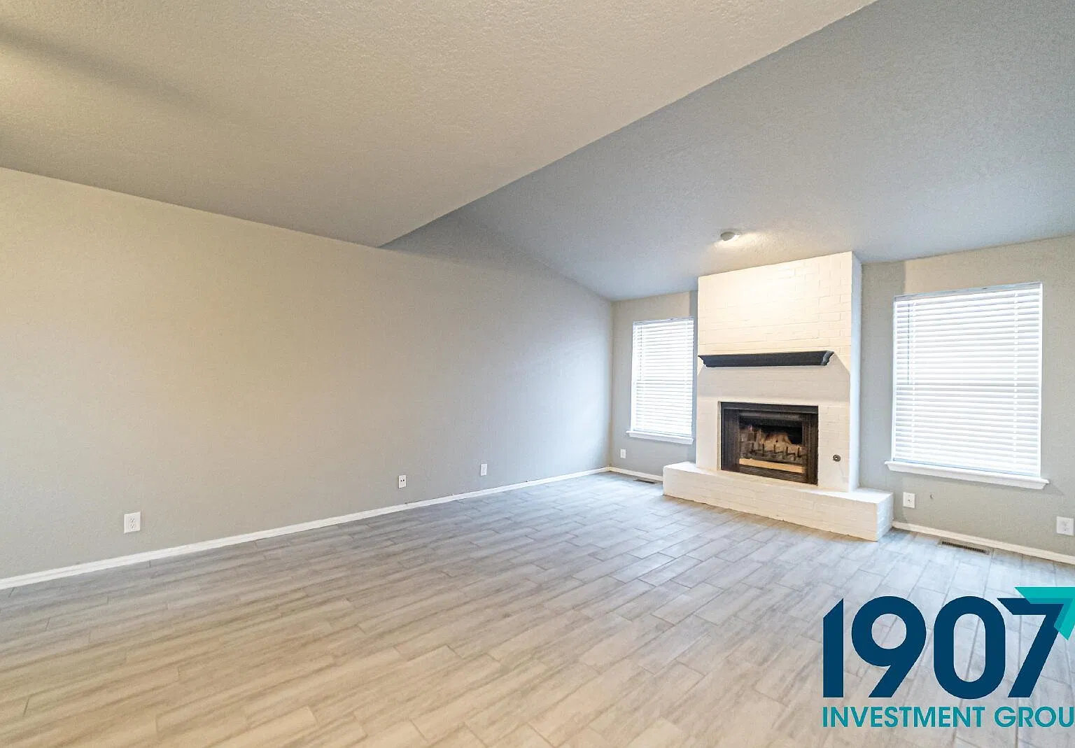 2 bed, 1.5 bath, 1188 sqft, $1,150 — Photo 4