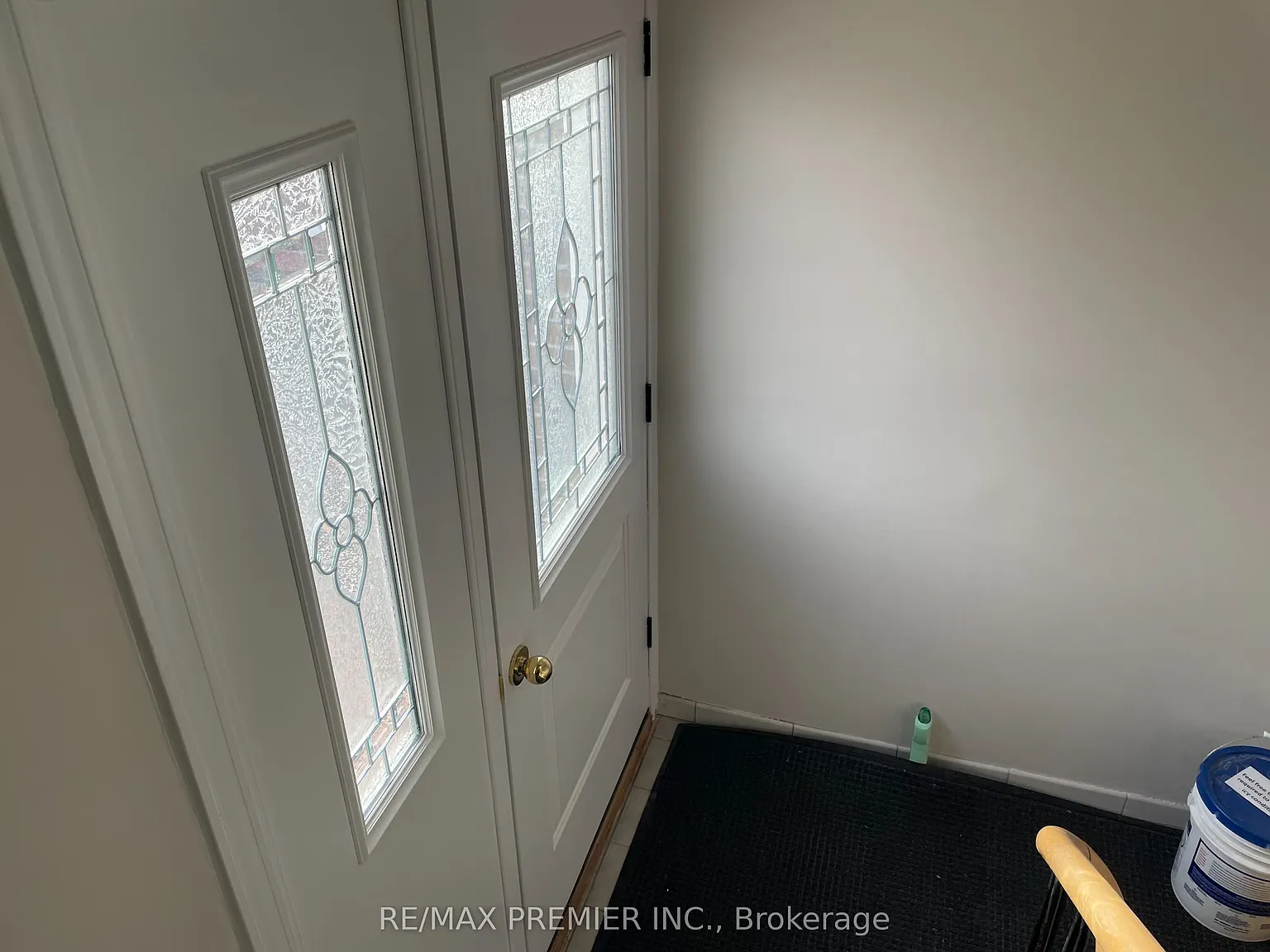 2 bed, $2,400 — Photo 2