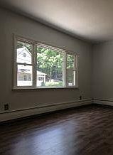 4th image of 155 Pennsylvania Ave