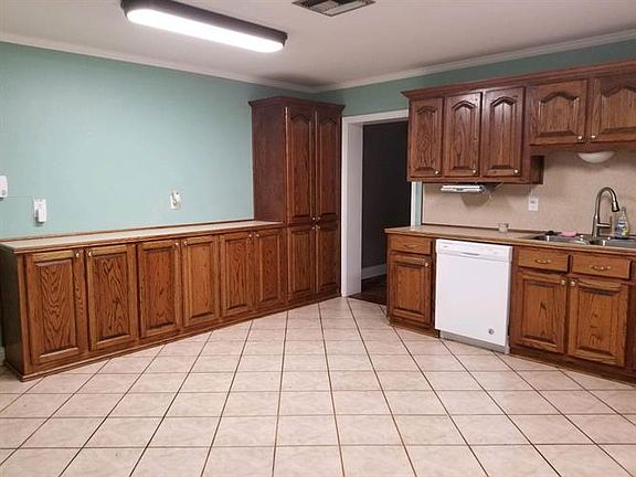 3rd image of 1422 Fairmont Ave #0