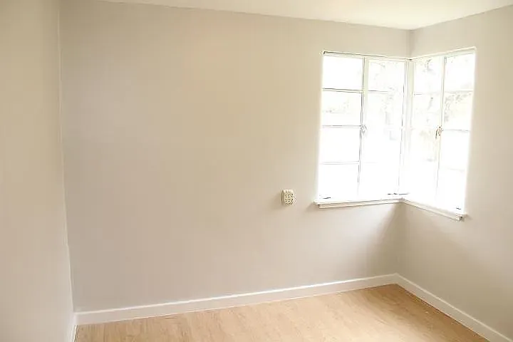 425 N Athenian St — Photo 10