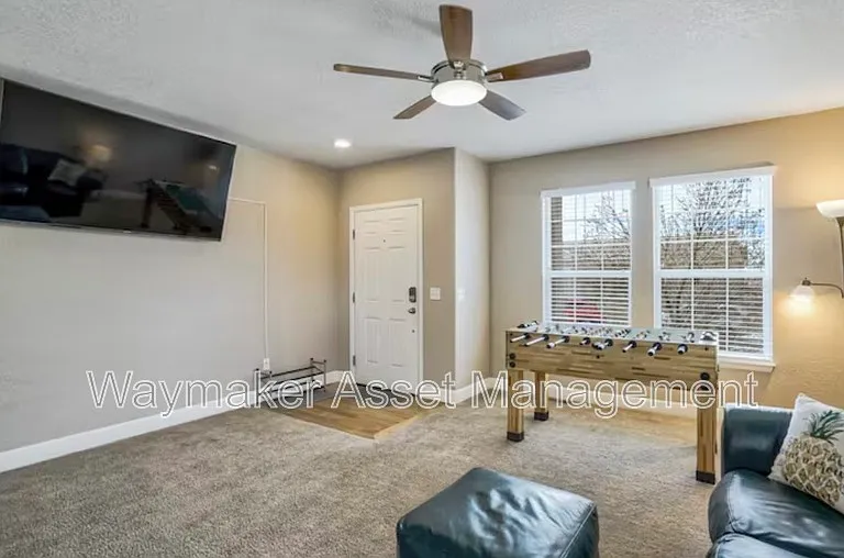10904 Cascading Spring Cir — Photo 3
